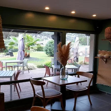 Les Jardins De L'ocean - Climatise Hotell 2*