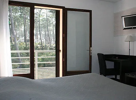 Les Jardins De L'ocean 2*