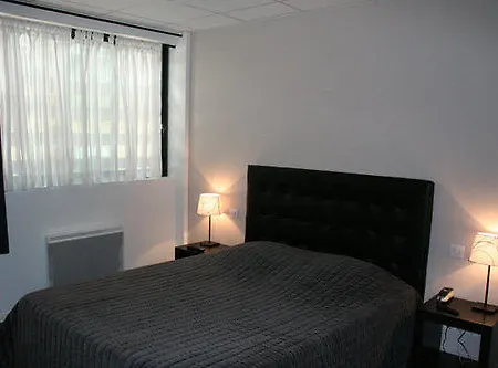 Les Jardins De L'ocean - Climatise Hotel 2*
