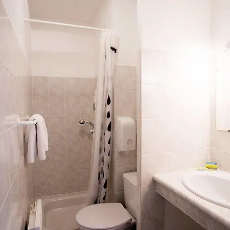 Hotel Les Jardins De L'ocean - Climatise 2*