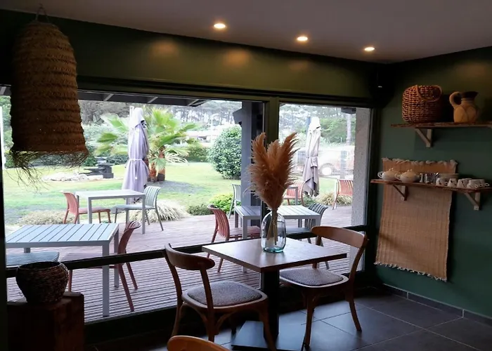 Les Jardins De L'ocean - Climatise 酒店 2*